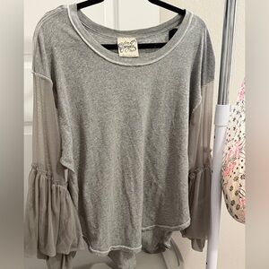 Gray mesh sleeve Women's Top